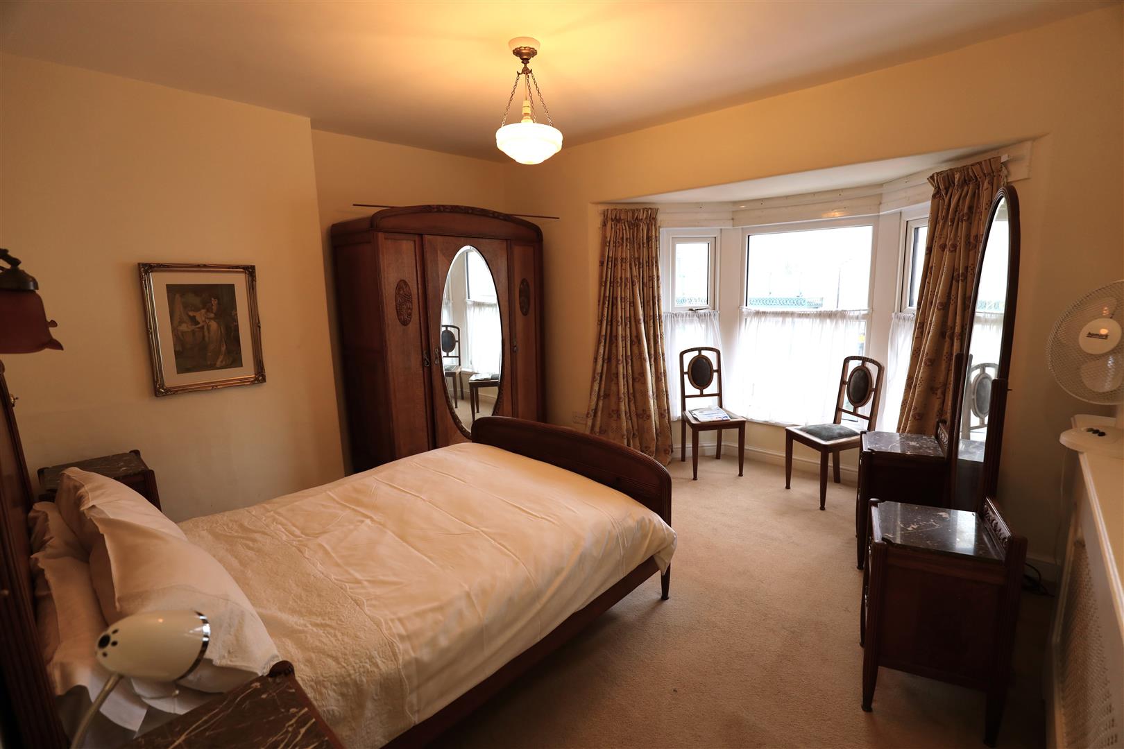 81 Eastgate, Cowbridge, CF71 7AA